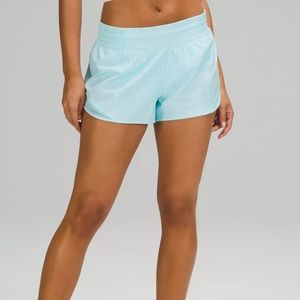 NWT Lululemon Hotty Hot HR Shorts - size 4